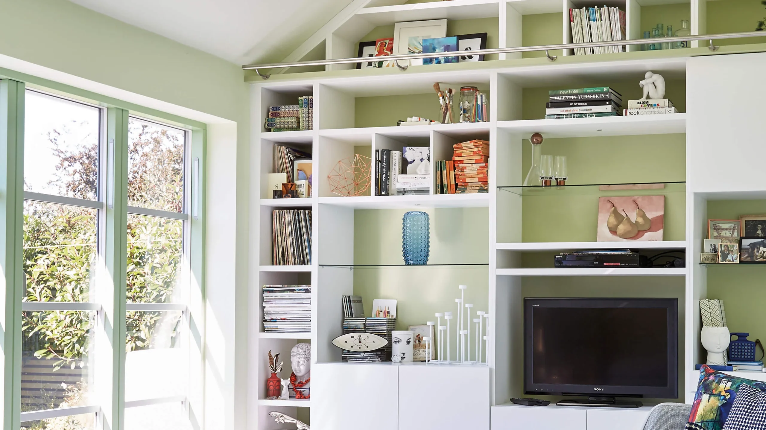 Easy home organization tips for small spaces